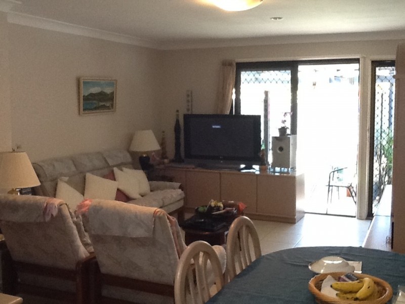 2/177 Musgrave Avenue, Labrador QLD 4215