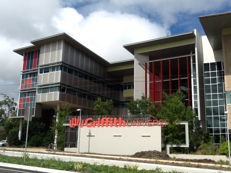 2/177 Musgrave Avenue, Labrador QLD 4215