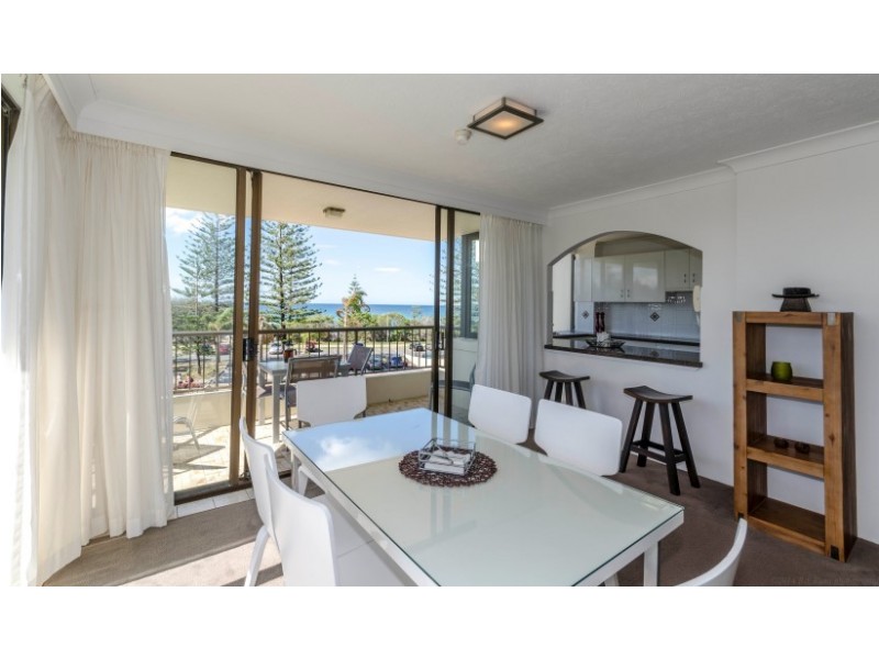 10/114 ‘Southern Cross’ The Esplanade, Burleigh Heads QLD 4220