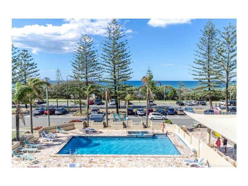 10/114 ‘Southern Cross’ The Esplanade, Burleigh Heads QLD 4220