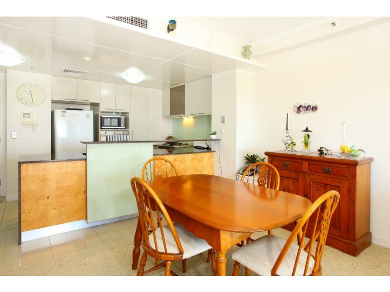 2044/1 ‘Liberty Panorama’ Lennie Avenue, Main Beach QLD 4217