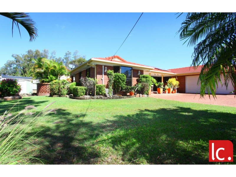 9 Mercedes Place, Bundall QLD 4217
