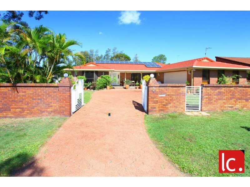 9 Mercedes Place, Bundall QLD 4217