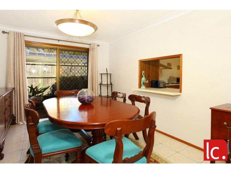 9 Mercedes Place, Bundall QLD 4217