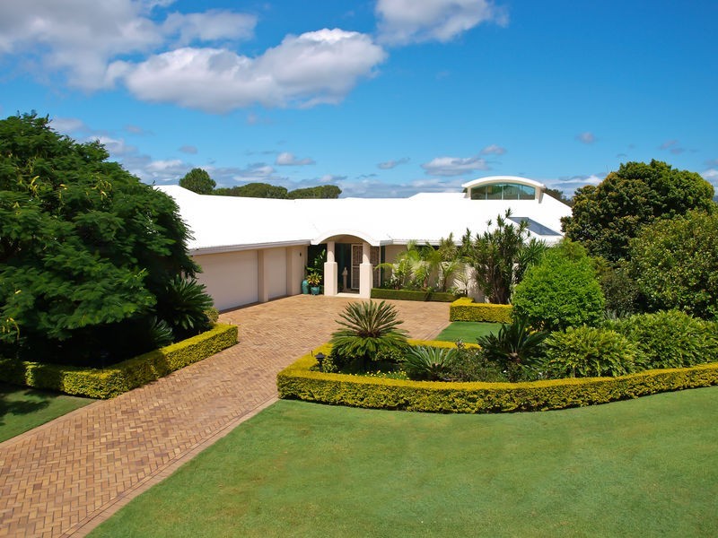 5105 Chalons Field, Benowa QLD 4217