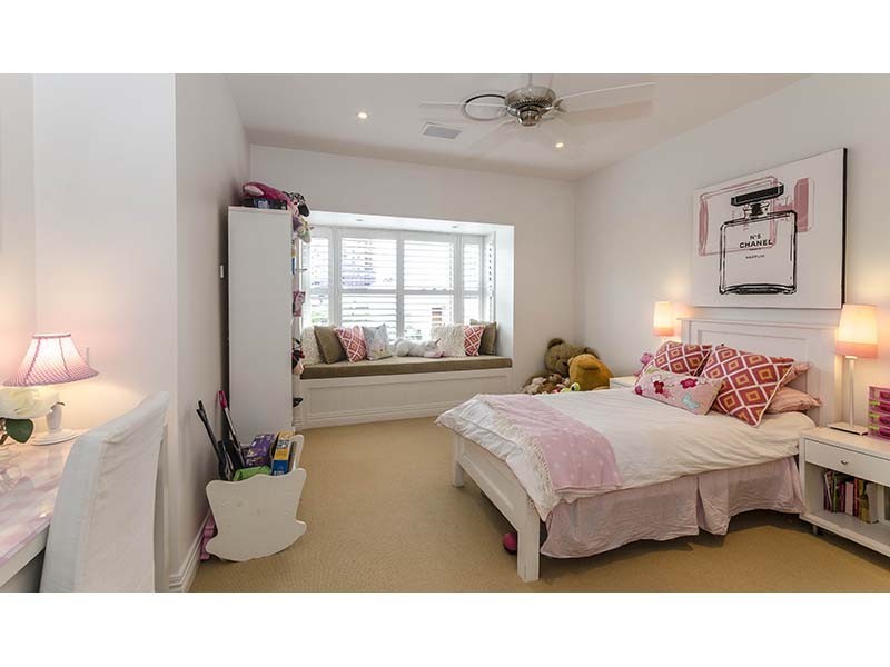 20 Neptune Court, Paradise Waters QLD 4217