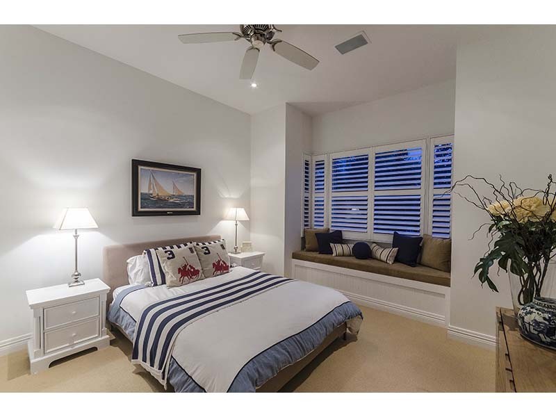 20 Neptune Court, Paradise Waters QLD 4217