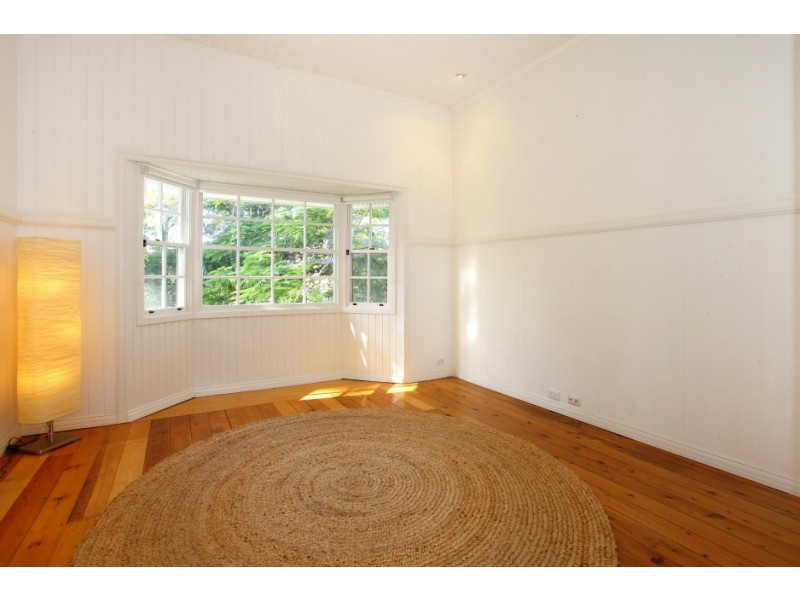 24 Meron Street, Southport QLD 4215