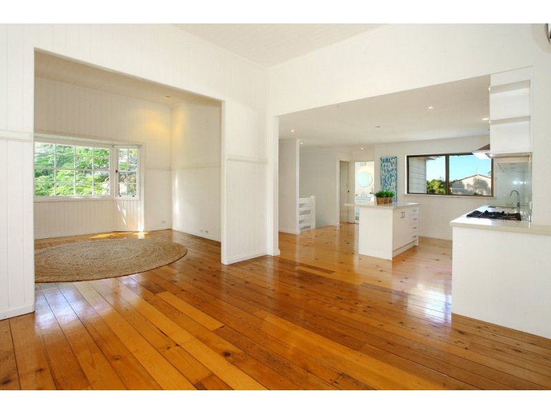 24 Meron Street, Southport QLD 4215