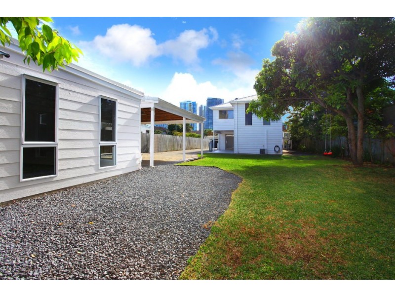 24 Meron Street, Southport QLD 4215