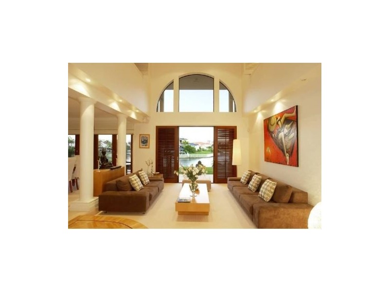 90/40 Cotlew Street East, Southport QLD 4215