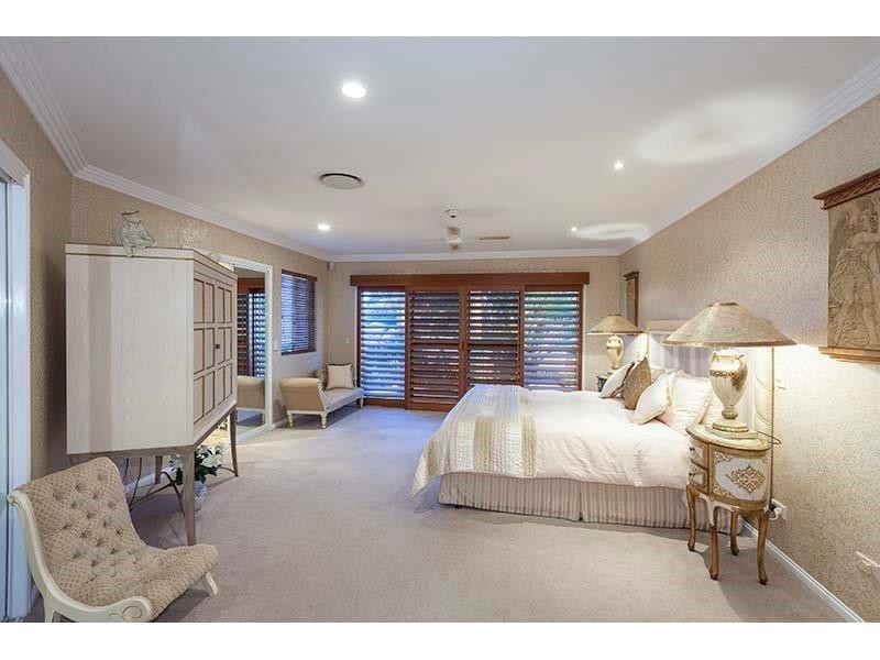 26 Cabana Boulavard, Benowa Waters QLD 4217