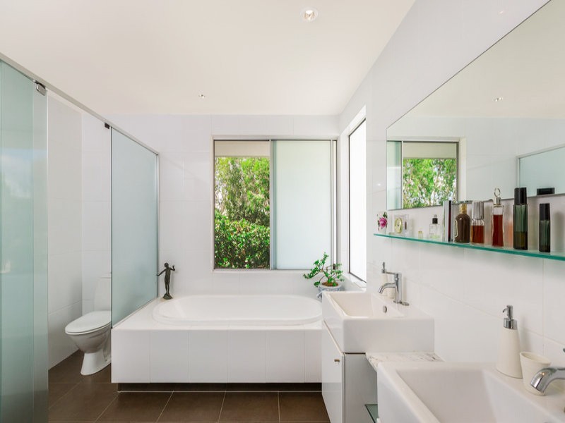 844 Legend Trail, Robina QLD 4226