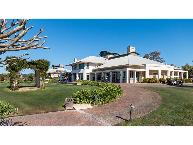 844 Legend Trail, Robina QLD 4226