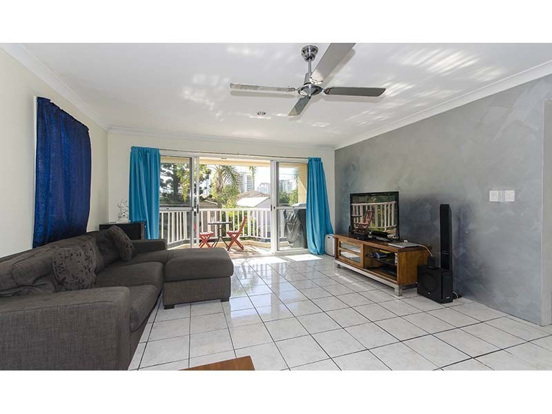 23/26 Monaco Street, Broadbeach QLD 4218