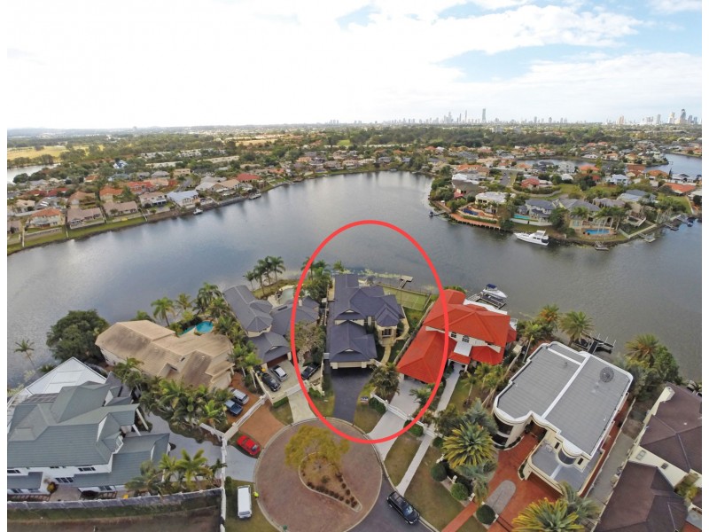 19 Tortuga Place, Clear Island Waters QLD 4226