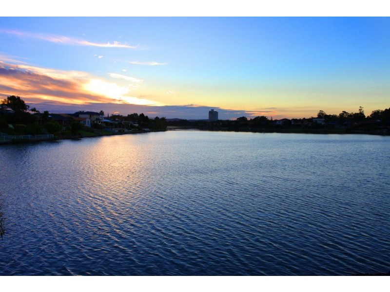 393 Benowa Road, Benowa Waters QLD 4217