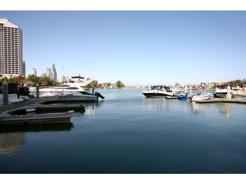 Paradise Waters QLD 4217