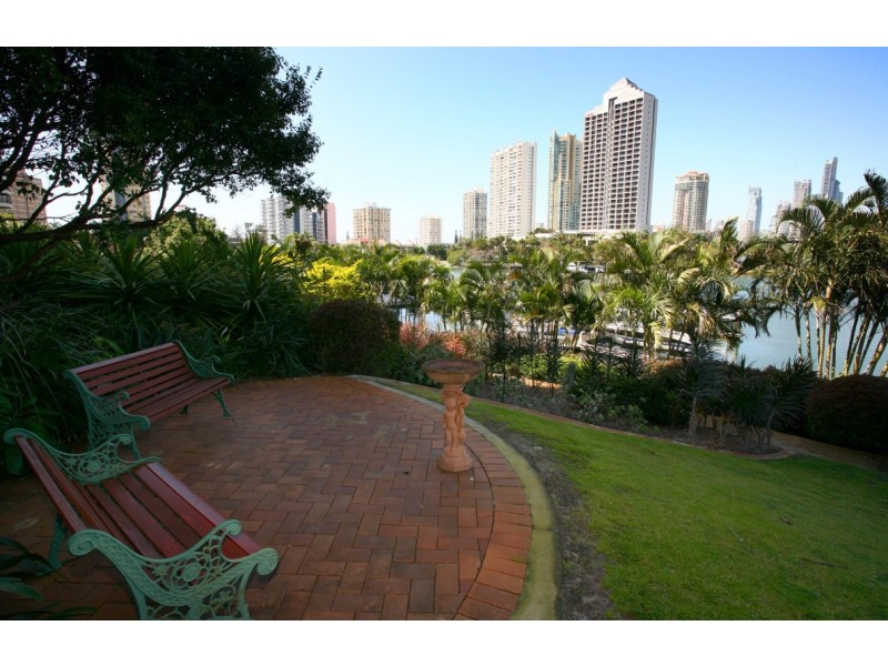 Paradise Waters QLD 4217