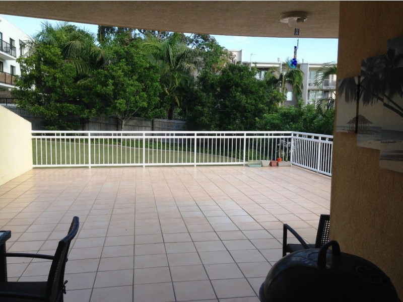 7/16-26 ‘Albatross Park’ Sykes Court, Southport QLD 4215