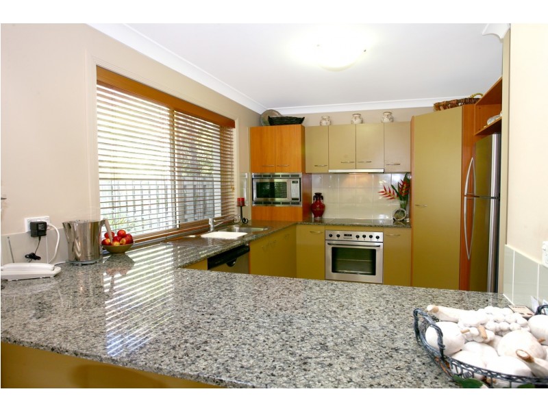 2/24-26 Brighton Parade, Southport QLD 4215