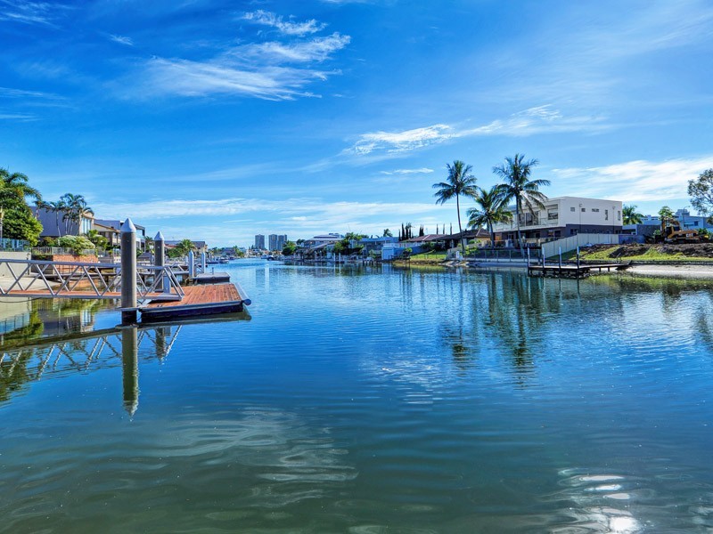 53 Admiralty Drive, Paradise Waters QLD 4217