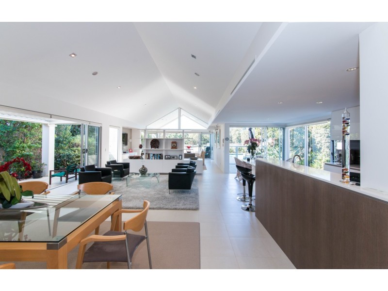 824 Legend Trail, The Glades, Robina QLD 4226