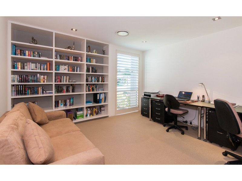 824 Legend Trail, The Glades, Robina QLD 4226