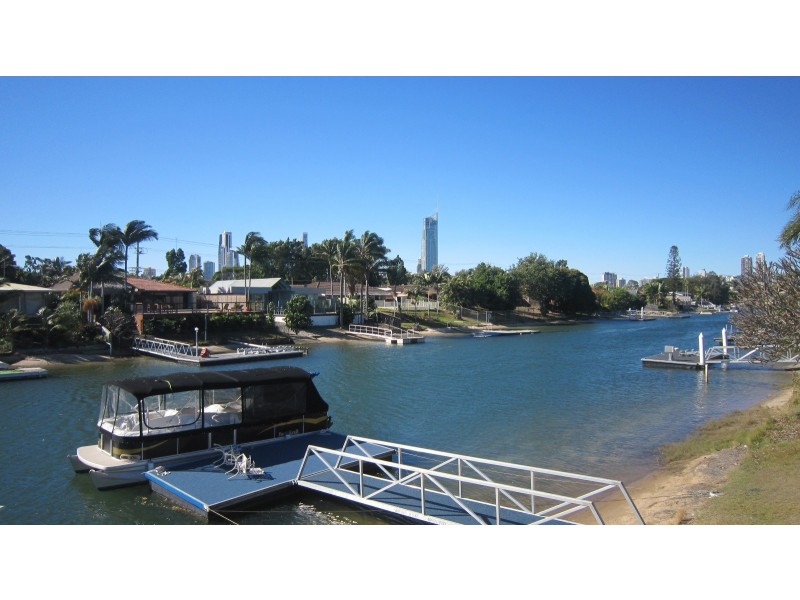 49 Rapallo Avenue, Isle Of Capri QLD 4217