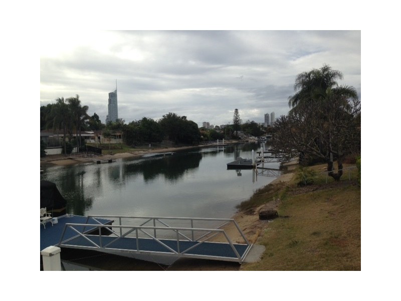 49 Rapallo Avenue, Isle Of Capri QLD 4217