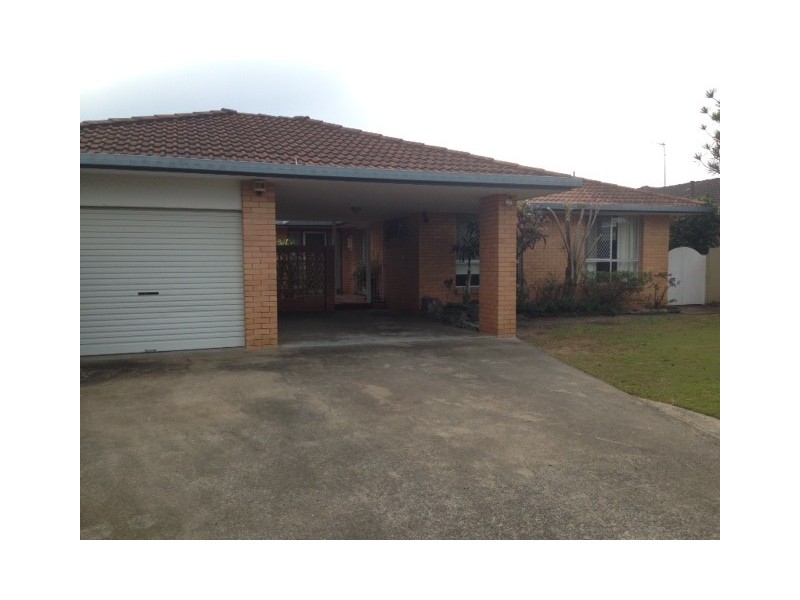 49 Rapallo Avenue, Isle Of Capri QLD 4217