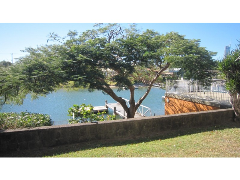 49 Rapallo Avenue, Isle Of Capri QLD 4217