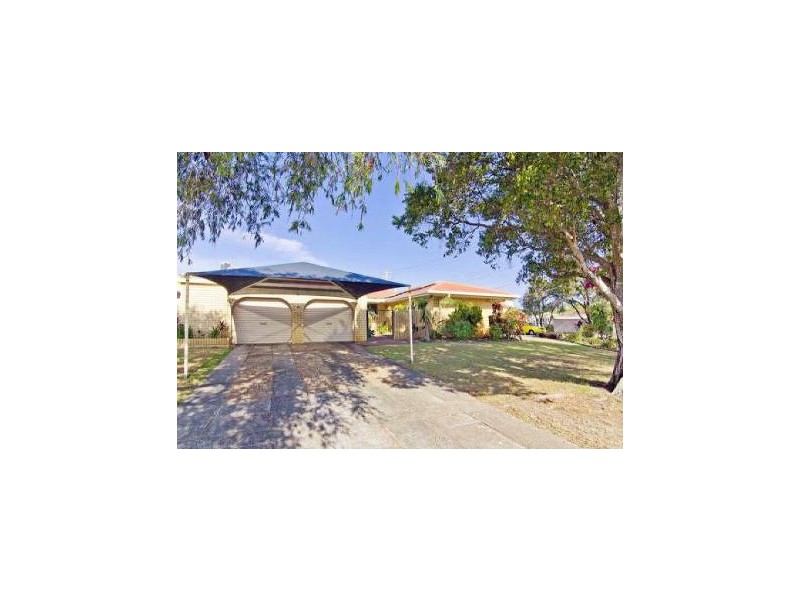 15 Merrimac Boulevard, Broadbeach Waters QLD 4218