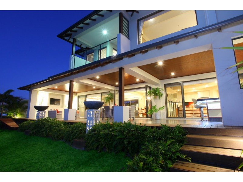 13 Sundown Place ‘Calypso Bay’, Jacobs Well QLD 4208