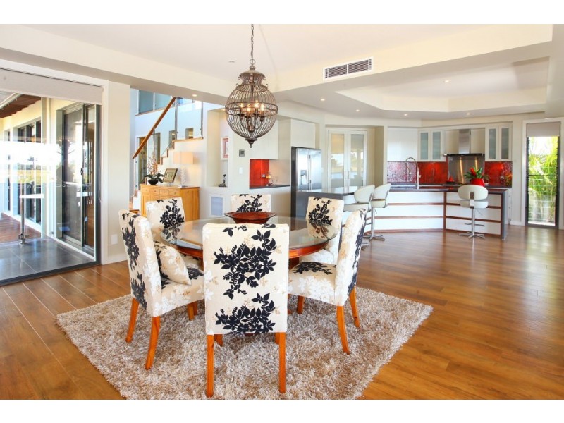 13 Sundown Place ‘Calypso Bay’, Jacobs Well QLD 4208