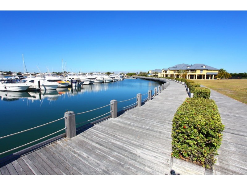 13 Sundown Place ‘Calypso Bay’, Jacobs Well QLD 4208