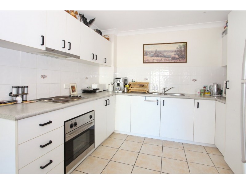 12a/ 12 – 14 Monaco Street, Broadbeach QLD 4218