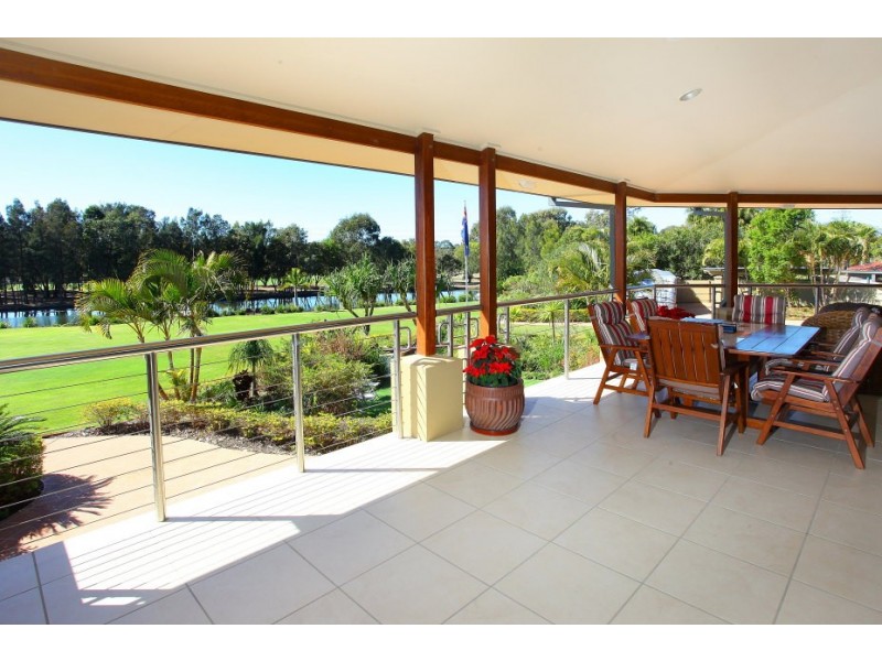 80 Peach Drive, Robina QLD 4226