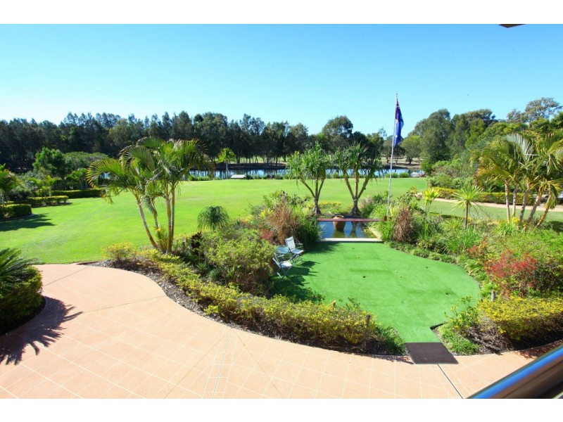 80 Peach Drive, Robina QLD 4226