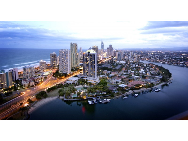 176/2 ‘Atlantis West’ Admiralty Drive, Paradise Waters QLD 4217