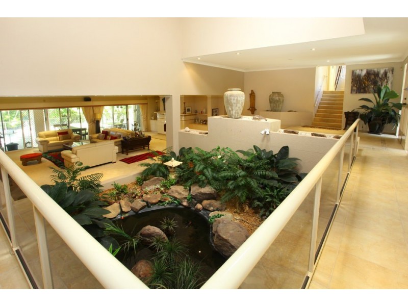 24 Ben Hogan Crescent, Parkwood QLD 4214