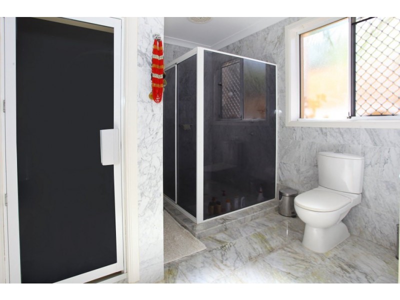 24 Ben Hogan Crescent, Parkwood QLD 4214