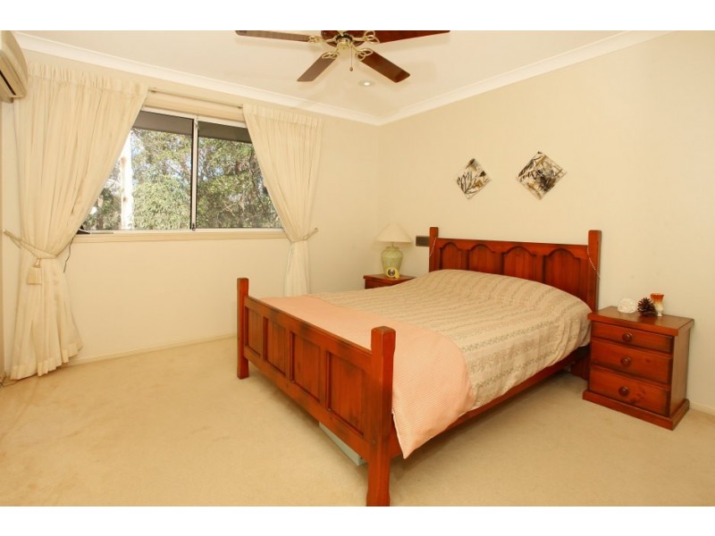 24 Ben Hogan Crescent, Parkwood QLD 4214