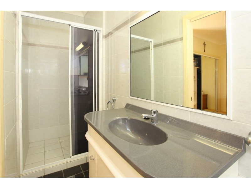 24 Ben Hogan Crescent, Parkwood QLD 4214