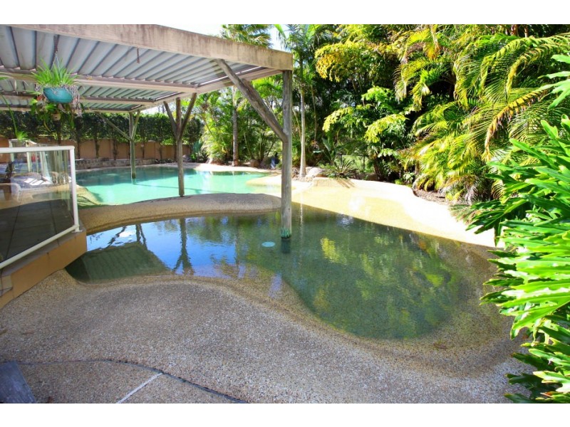 24 Ben Hogan Crescent, Parkwood QLD 4214