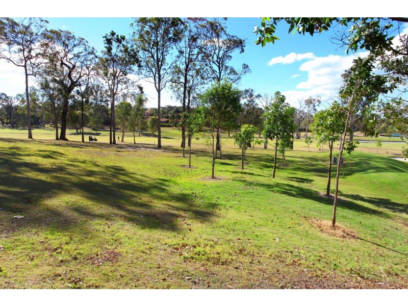 24 Ben Hogan Crescent, Parkwood QLD 4214