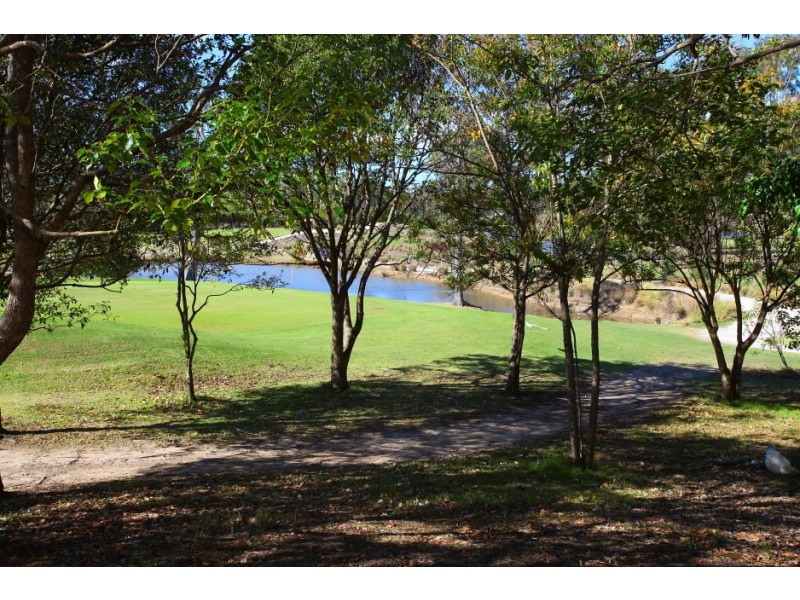 24 Ben Hogan Crescent, Parkwood QLD 4214