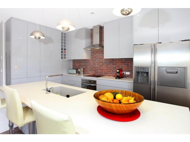 1/59 Heeb Street, Bundall QLD 4217