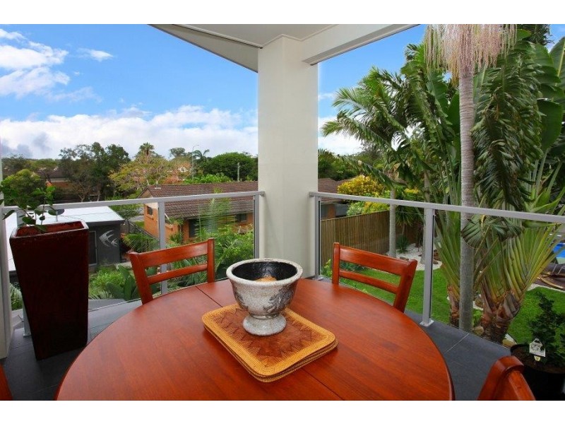 1/59 Heeb Street, Bundall QLD 4217