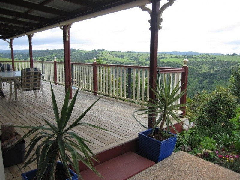 2006 Beechmont Road (Cnr of Windabout Rd), Beechmont QLD 4211